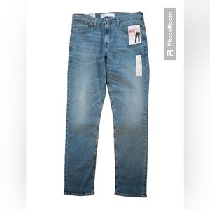 NWT Levi's. Mens premium super flex. 34x34 slim.